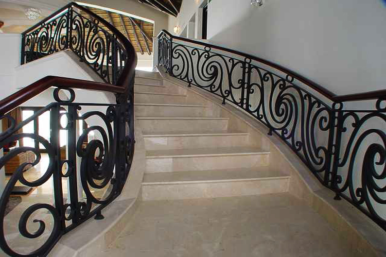 فني حدادة | أعمال الحدادة وأنواعها وفرص عمل في الكويت I-NEED فني حدادة أعمال الحدادة تطبيق I-NEED حداد الكويت فرص عمل في الكويت https://pin.it/5BnUCehTP